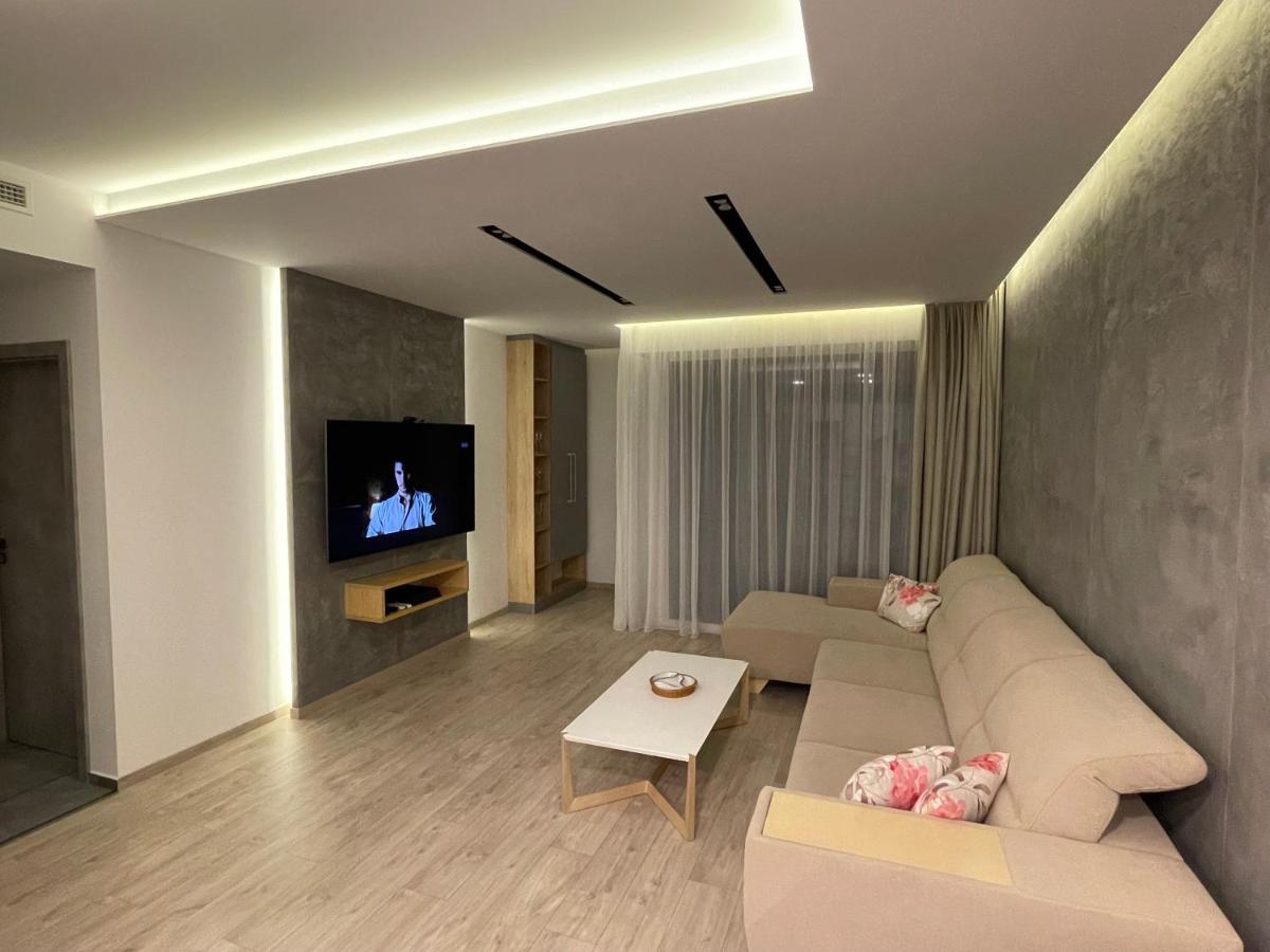 Greenbay Apartment With Free Parking Trenčín Exteriér fotografie