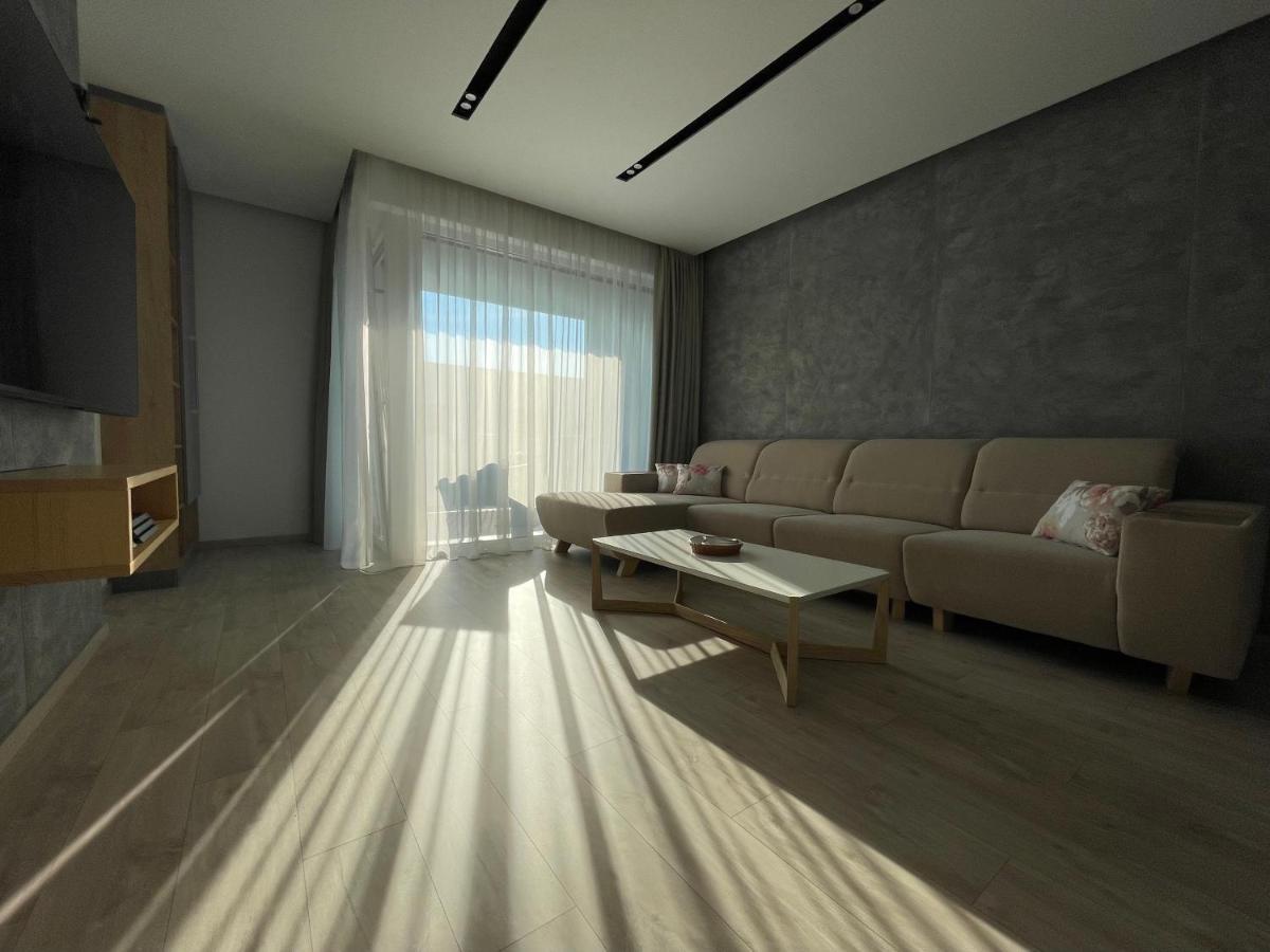 Greenbay Apartment With Free Parking Trenčín Exteriér fotografie