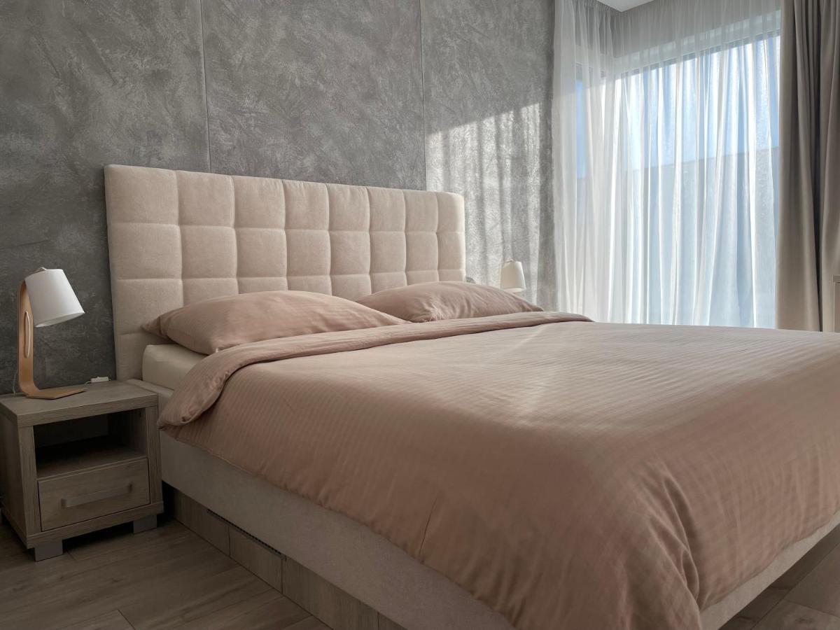 Greenbay Apartment With Free Parking Trenčín Exteriér fotografie