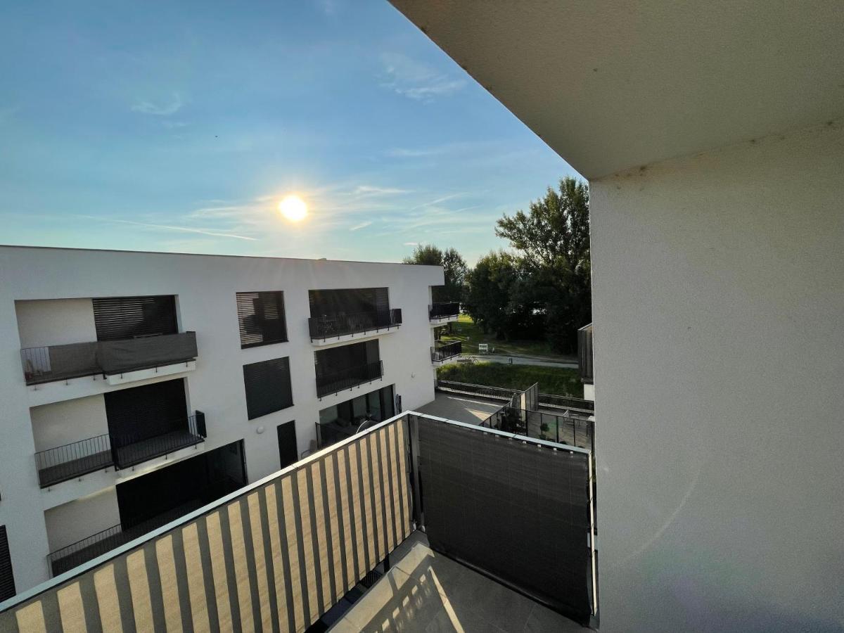 Greenbay Apartment With Free Parking Trenčín Exteriér fotografie