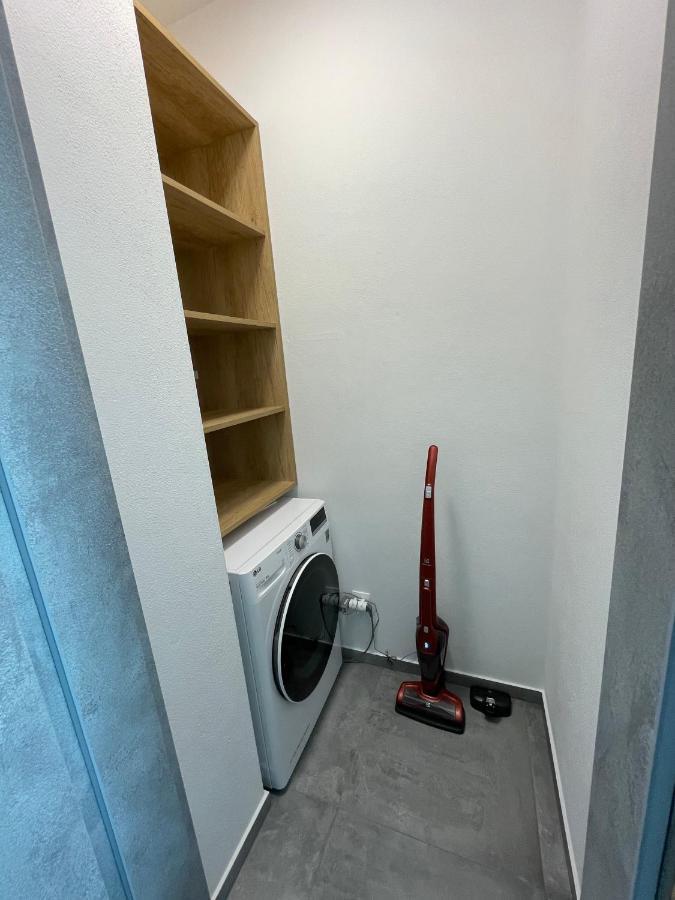 Greenbay Apartment With Free Parking Trenčín Exteriér fotografie
