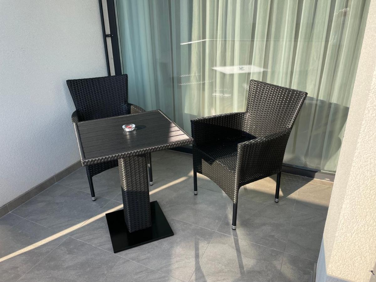 Greenbay Apartment With Free Parking Trenčín Exteriér fotografie
